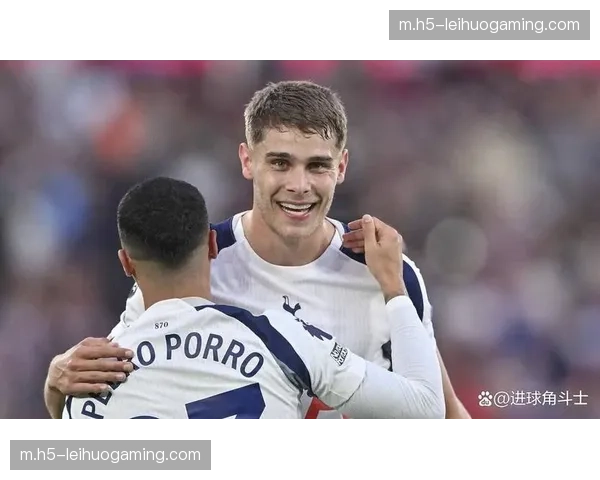 西蒙斯首秀多项数据挂零 热刺引援策略再遭审视