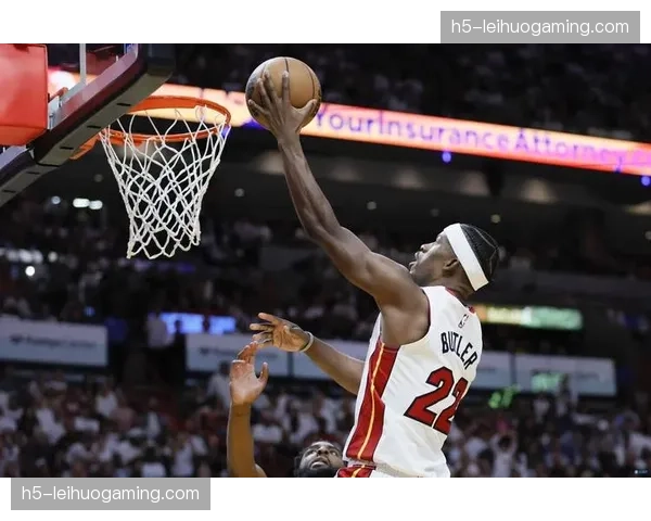 热火老将洛瑞场均8.7分4.3助攻，更衣室领导力助年轻球员成长